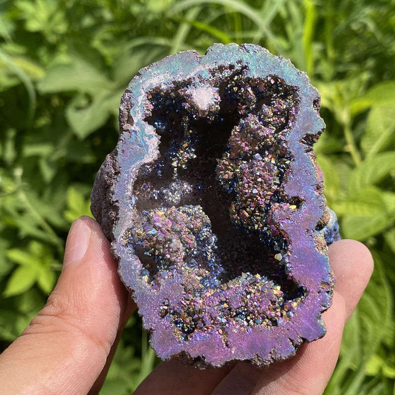 200g Electroplating color Natural Crystal Agate cave ornaments crystal cluster q