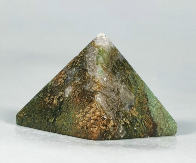 Original Natural Moss Agate Quartz Crystal Cave Crystal Pyramid Healing