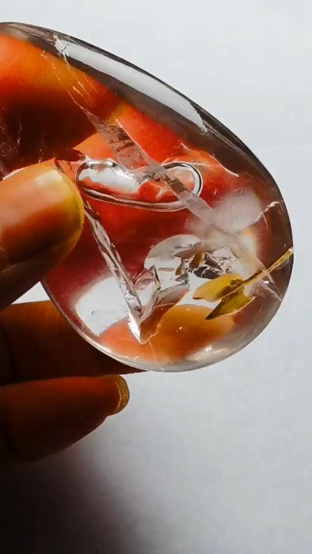 Tibetan Manifestor Crystal Oval 1 Big Visible Moving Bubble Enhydro  2.44 in