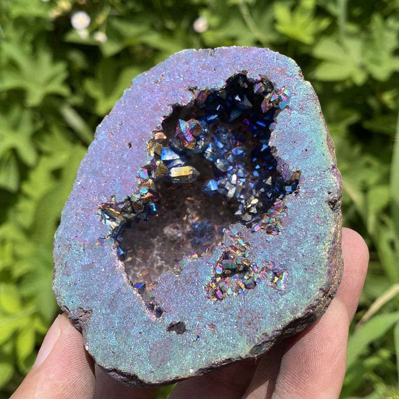 230g Electroplating color Natural Crystal Agate cave ornaments crystal cluster q