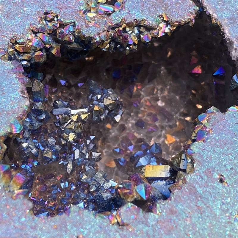 230g Electroplating color Natural Crystal Agate cave ornaments crystal cluster q