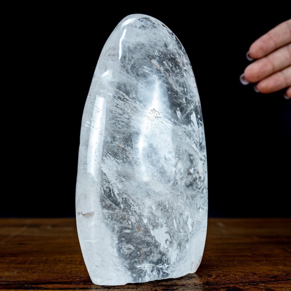 Natural AAA+++ Clear Quartz Crystal- 942.17 g