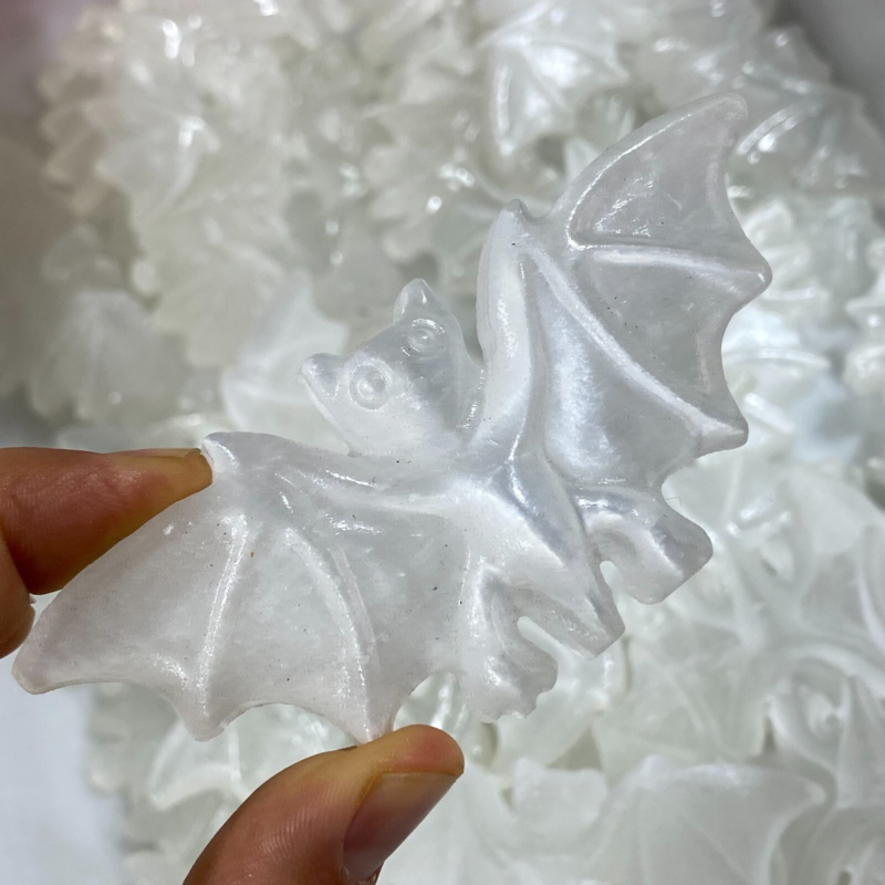 Natural Gypsum Selenite bat  Hand Carved Quartz Crystal Reiki healing 1PC