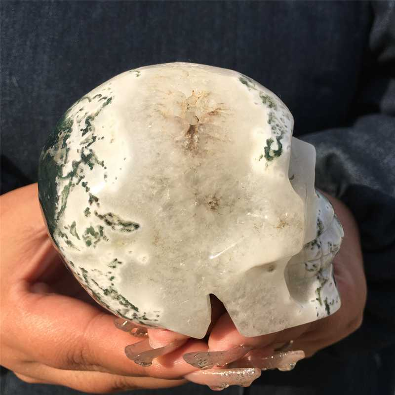 0.65kg Natural agate skull carved Quartz Crystal skull Reiki Energy Healing