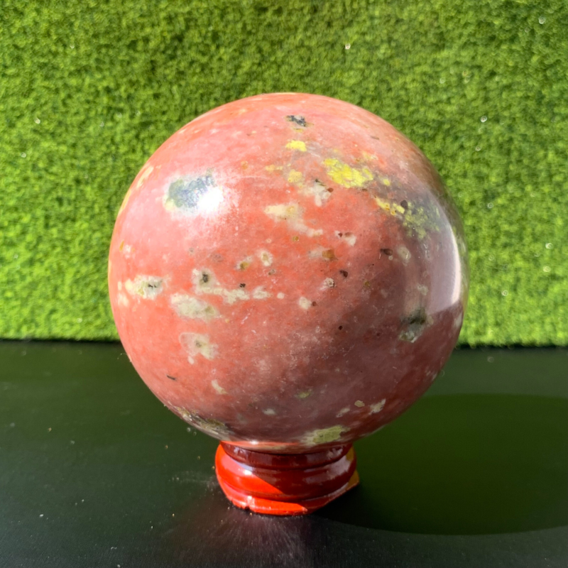 512GNatural Peach Blossom Tourmaline Quartz Ball Crystal Ball Reiki Repair