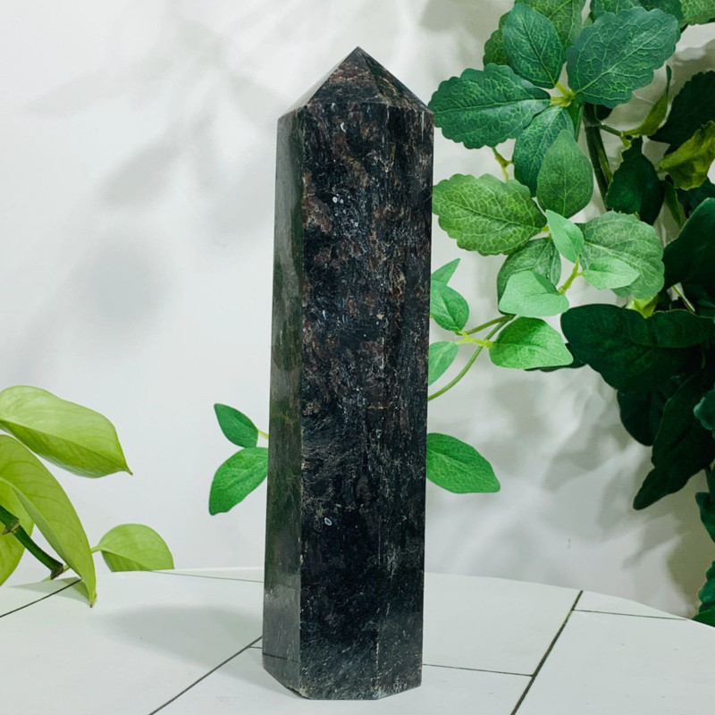 838g Natural Firework Stone Quartz Obelisk Crystal Wand Point Tower Healing