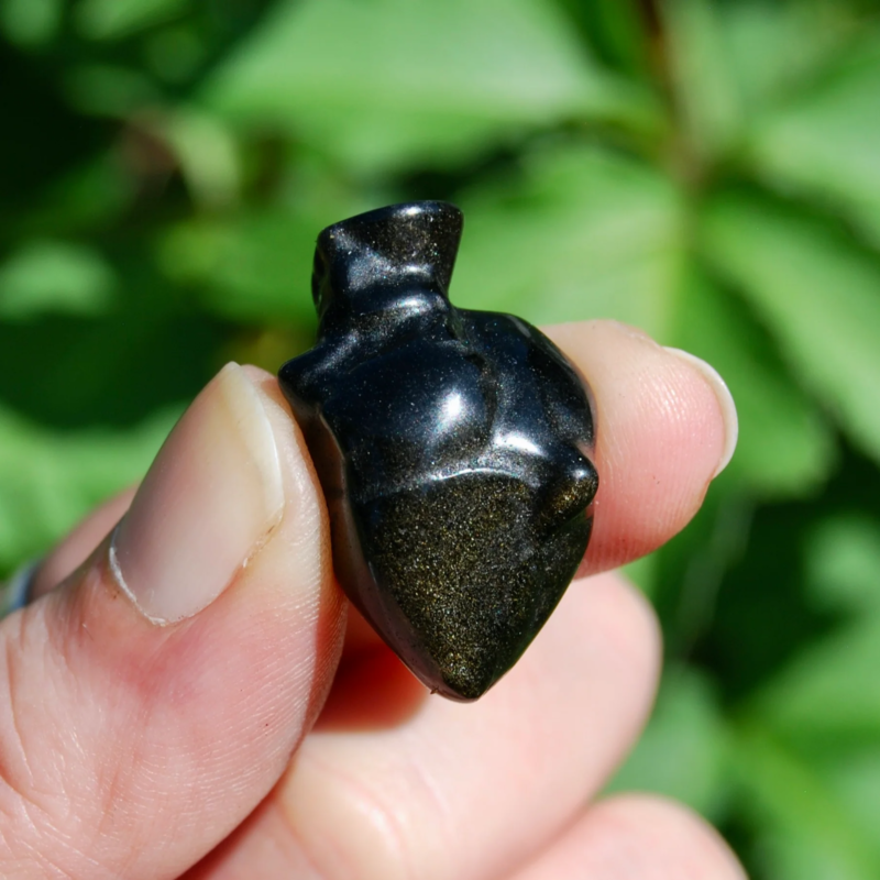 ONE 1.25in Gold Sheen Obsidian Anatomical Heart, Realistic Crystal Carving