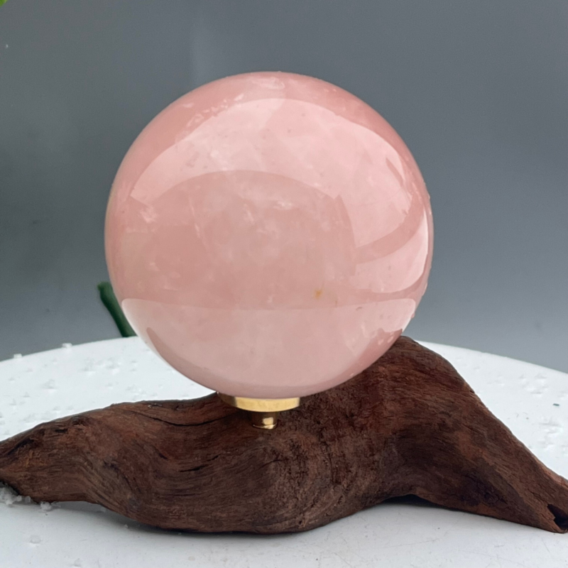 247g Natural powder crystal Ball Quartz Crystal Sphere Reiki Healing