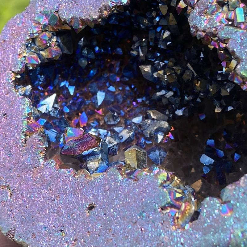 230g Electroplating color Natural Crystal Agate cave ornaments crystal cluster q