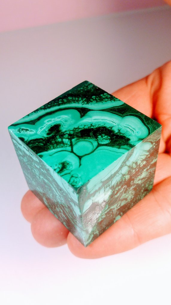 Malachite Cube - Height: 41 mm - Width: 41 mm- 220g