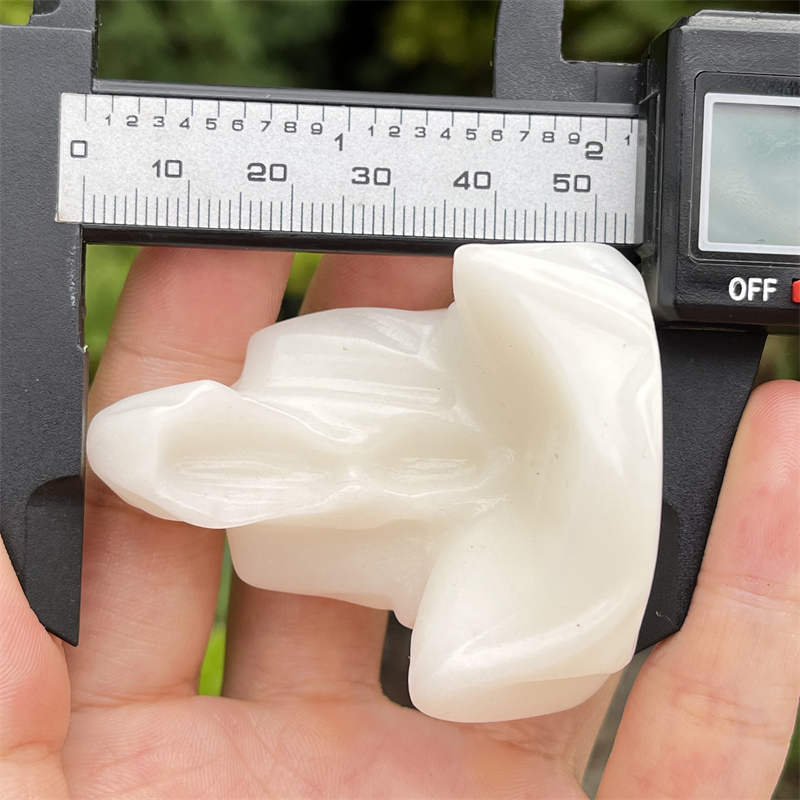 1pc Natural  white jade skull hand carved Quartz Crystal skull Healing 2"