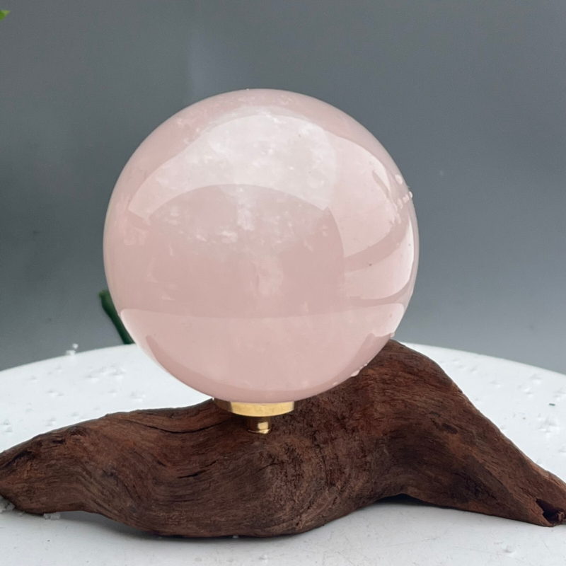 234g Natural powder crystal Ball Quartz Crystal Sphere Reiki Healing