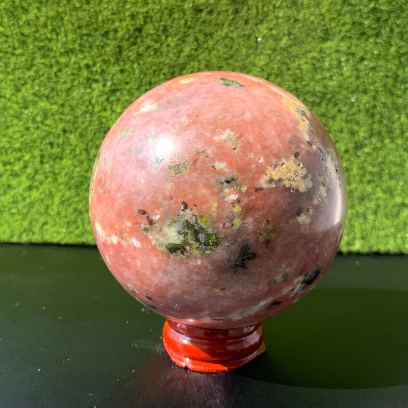 512GNatural Peach Blossom Tourmaline Quartz Ball Crystal Ball Reiki Repair