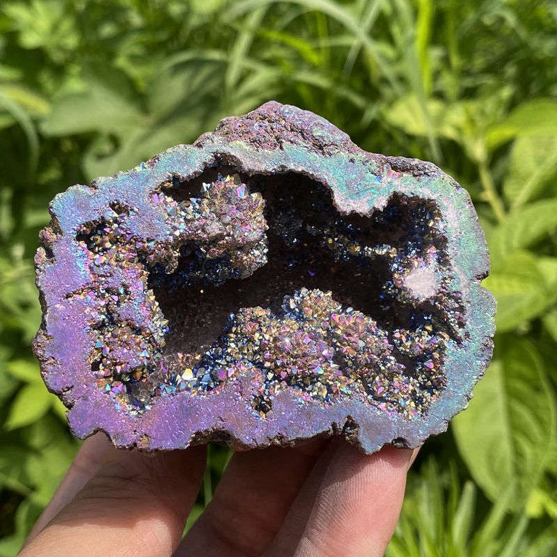 200g Electroplating color Natural Crystal Agate cave ornaments crystal cluster q