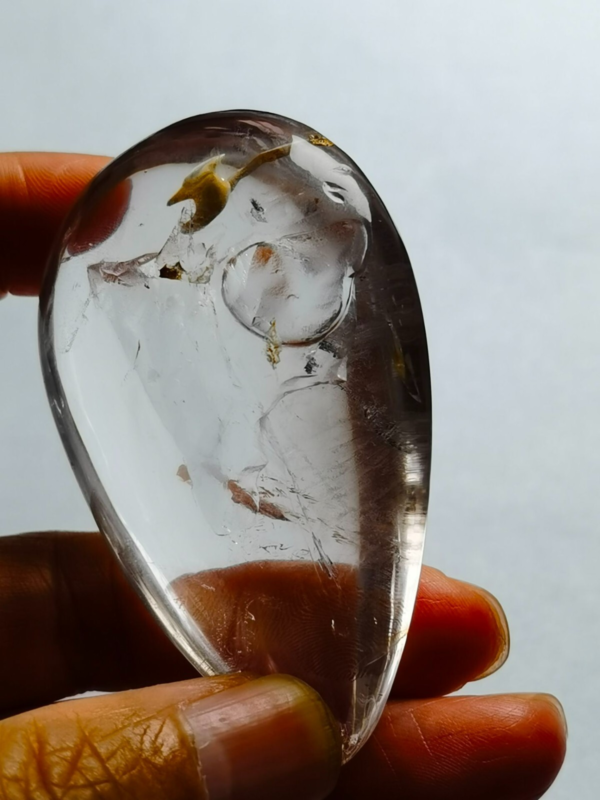 Tibetan Manifestor Crystal Oval 1 Big Visible Moving Bubble Enhydro  2.44 in