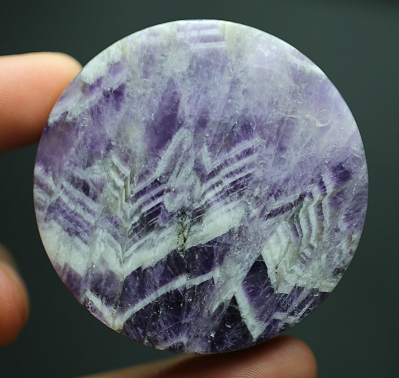 294Ct 100% Natural Purple Crystal Amethyst "pyramid" Quartz Pendant Polished