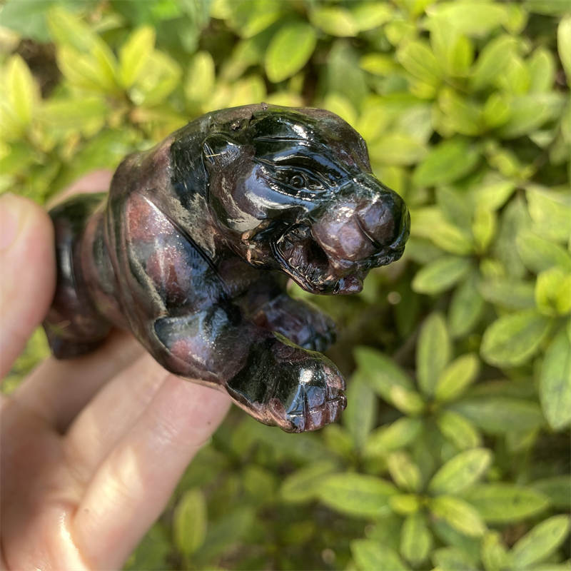 1pc Natural garnet leopard skull hand carved Quartz Crystal skull Reiki Healing