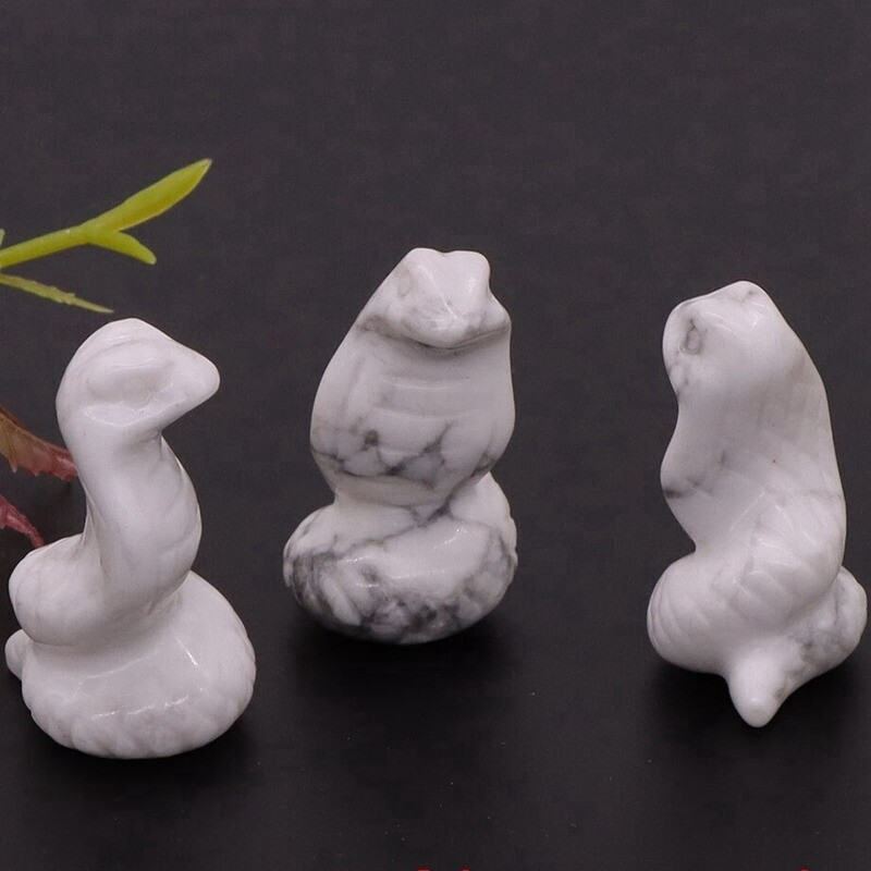 Natural Quartz Crystal Skull Carved Snake Healing Stone Viper Cobra Animal Decor