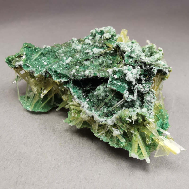 8.57 g RARE Gypsum var. Selenite w. Atacamite / Poland / Rough Crystal Specimen