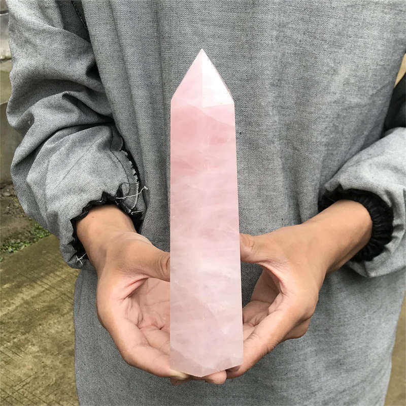 1.06kg Natural Rose Quartz Obelisk Quartz Crystal Point Wand Healing Gem