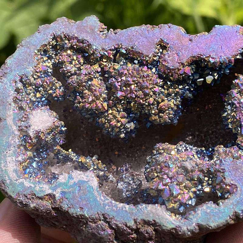 200g Electroplating color Natural Crystal Agate cave ornaments crystal cluster q