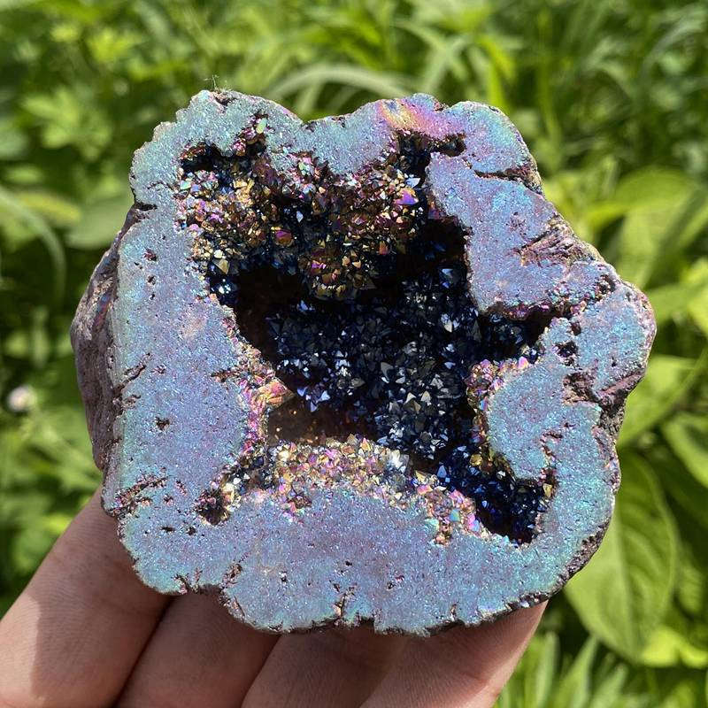 230g Electroplating color Natural Crystal Agate cave ornaments crystal cluster q