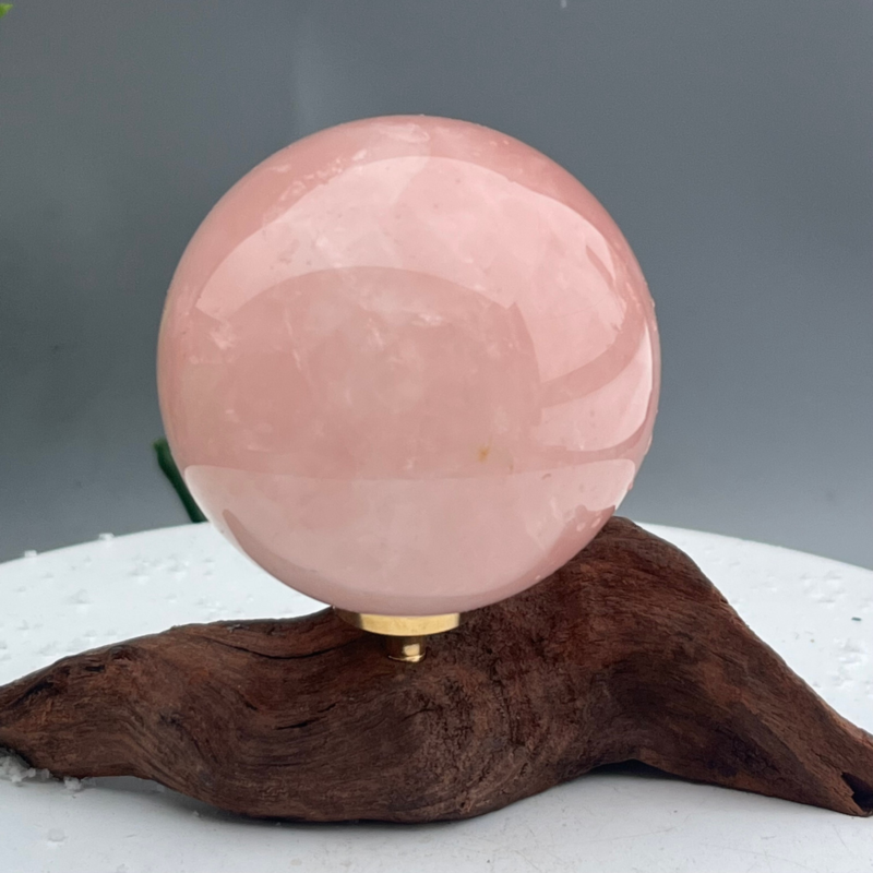 247g Natural powder crystal Ball Quartz Crystal Sphere Reiki Healing
