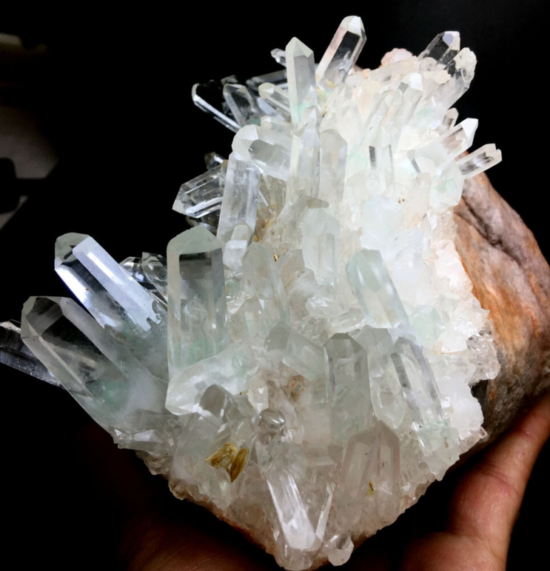 1423g  Himalayan Phantom 'Green Ghost' Lemuria QUARTZ Crystal Point&Pyramid P924