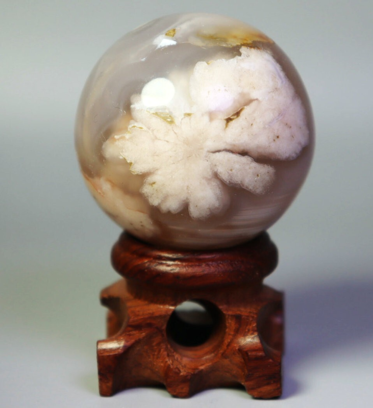 Natural Snowflake Cherry Blossom Flower Agate Quartz Crystal Sphere Ball / Stand