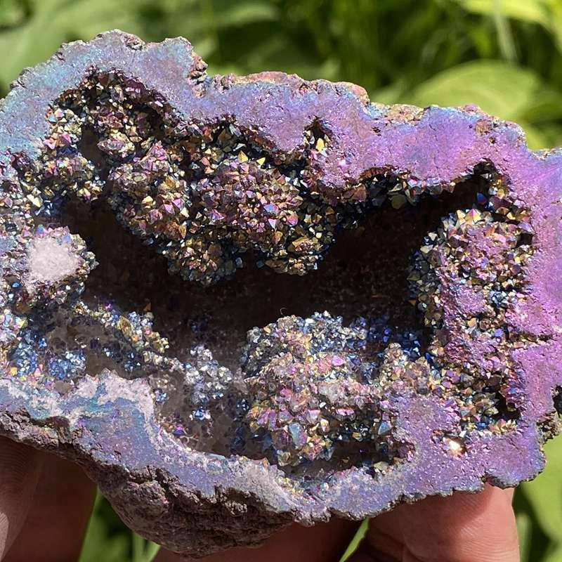 200g Electroplating color Natural Crystal Agate cave ornaments crystal cluster q