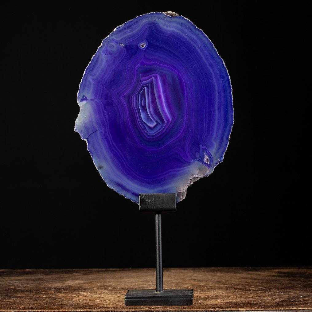 Detail of Purple Dyed Agagta Slab - Colored Agate Slide - Height: 40 mm - Width: 21.5 mm- 1279 g