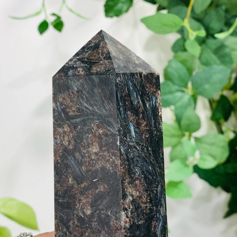 720g Natural Firework Stone Quartz Obelisk Crystal Wand Point Tower Healing