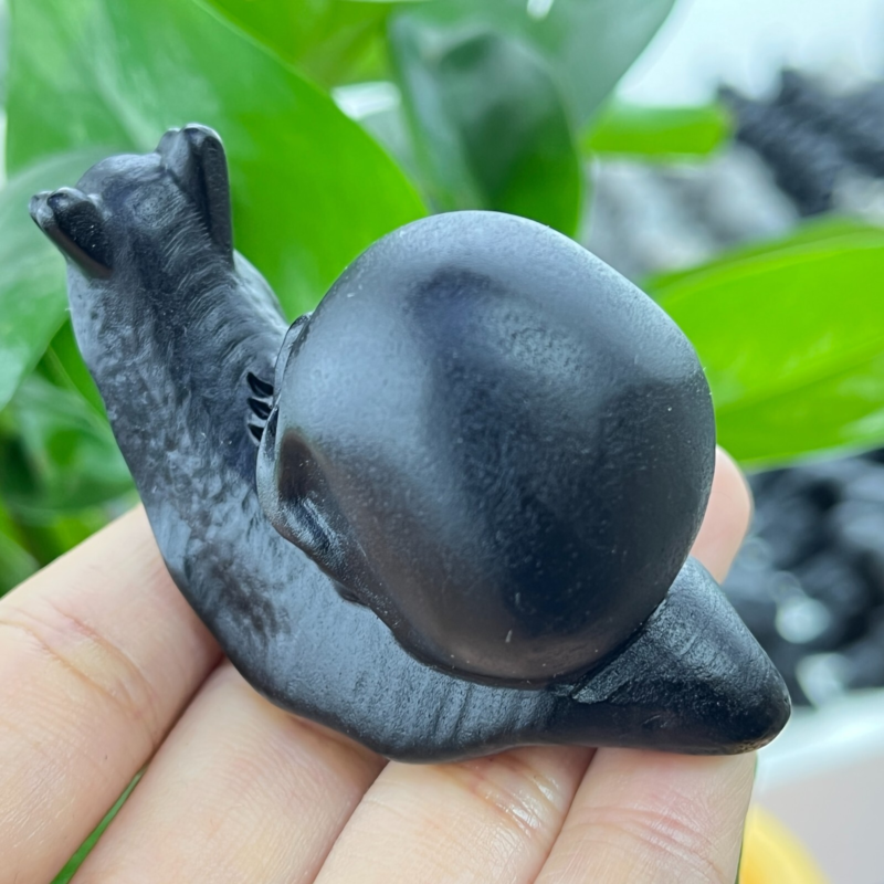 1pc Natural obsidian snail skull carved quartz crystal animal skull Reiki 2"+