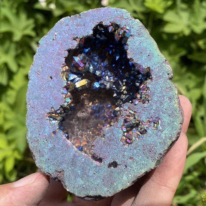 230g Electroplating color Natural Crystal Agate cave ornaments crystal cluster q