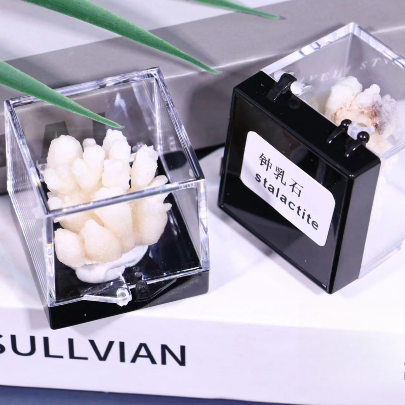 Natural ore crystal mineral raw stone geological science specimen collections