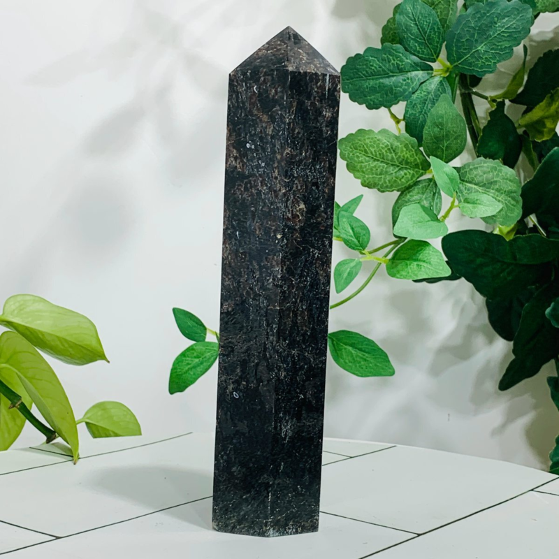 838g Natural Firework Stone Quartz Obelisk Crystal Wand Point Tower Healing
