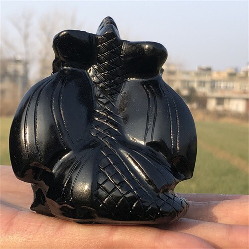 300g Natural Carved obsidian Toothless Figurines Reiki Quartz Crystal Skull Deco