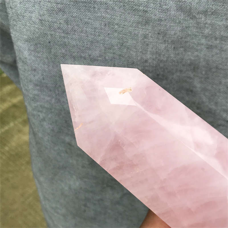 1.06kg Natural Rose Quartz Obelisk Quartz Crystal Point Wand Healing Gem