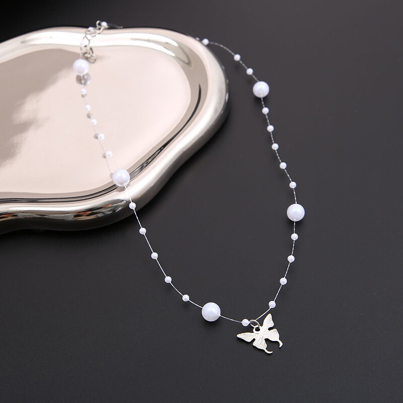 New Shiny Butterfly Necklace Ladies Exquisite Clavicle Chain Necklace Jewelry