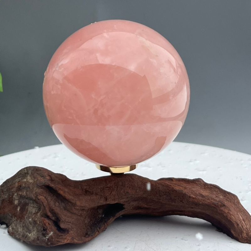 247g Natural powder crystal Ball Quartz Crystal Sphere Reiki Healing