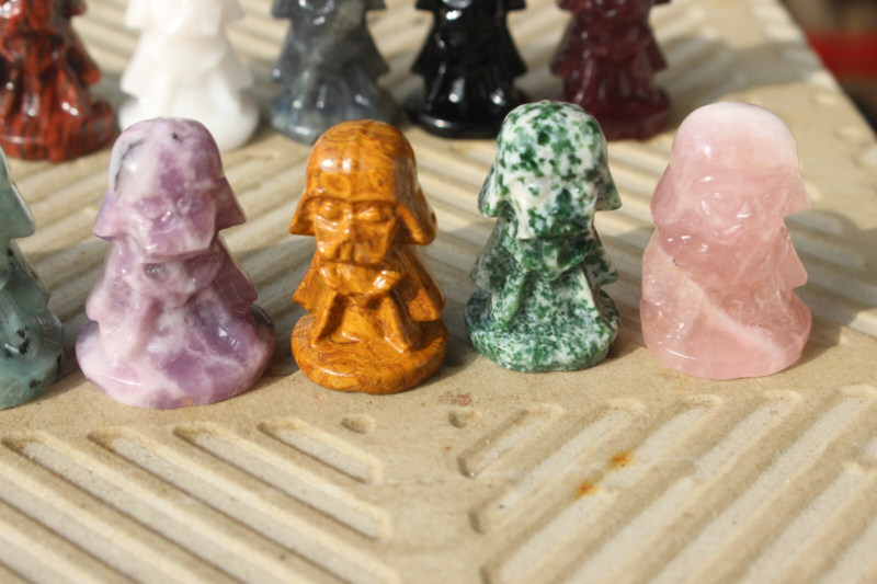 15pcs 4cm  Natural many kinds of materials carved Darth Vader