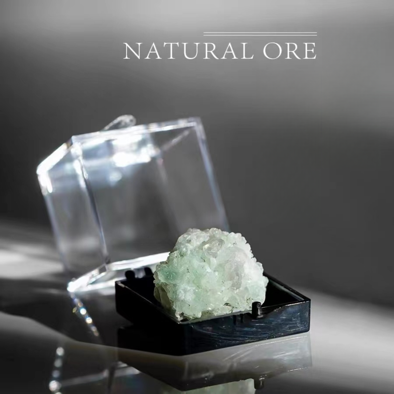 Natural ore crystal mineral raw stone geological science specimen collections