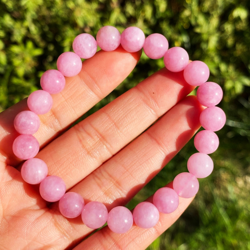 8mm3Genuine Goods Natural Pink Rose Crystal Ball Bracelet