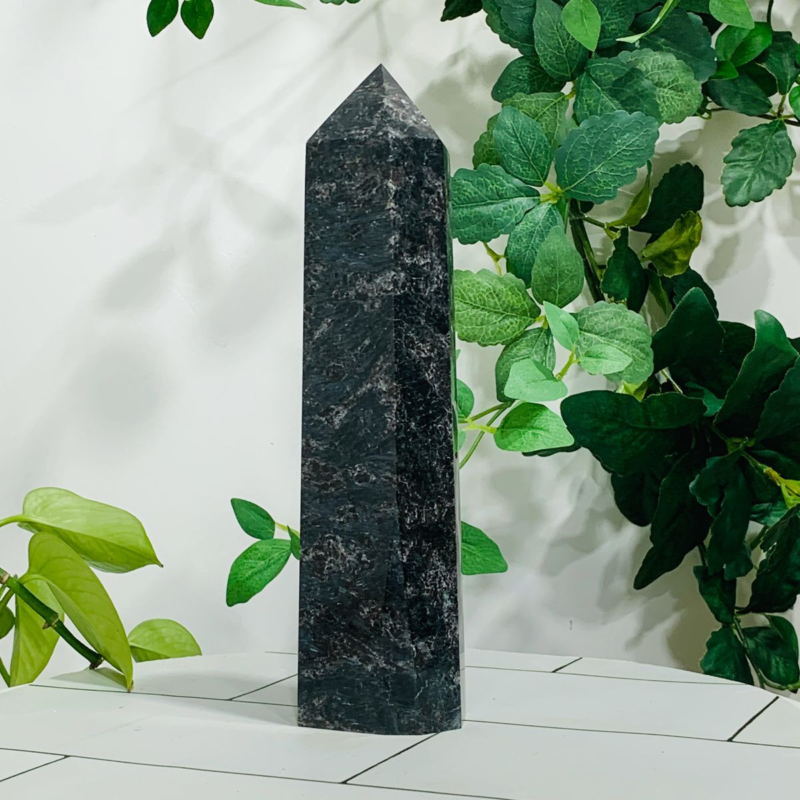 1256g Natural Firework Stone Quartz Obelisk Crystal Wand Point Tower Healing