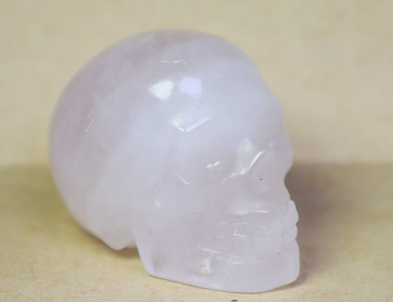 Natural Pink Rose Quartz Crystal Stone Carved Skull Stone Carving Reiki Healing