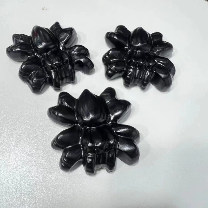 1pc Natural obsidian crystal quartz Hand Carved Crystal spider skull healing