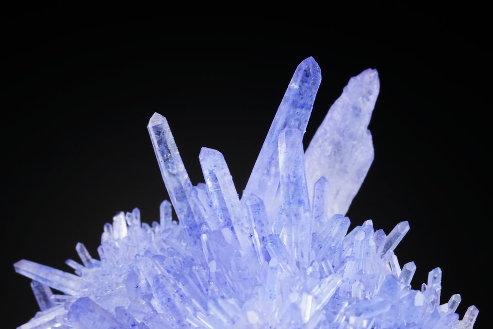 BLUE color QUARTZ cluster - intensive color and extra formation  - Height: 75 mm - Width: 66 mm- 60 g