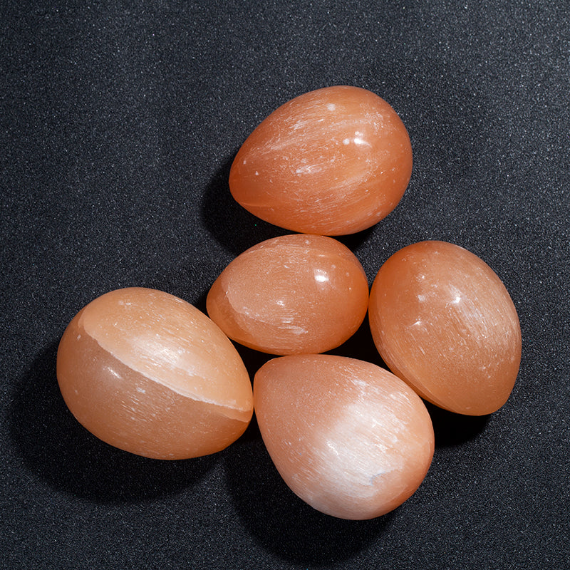 Polished natural orange selenite gypsum stone eggs for healing