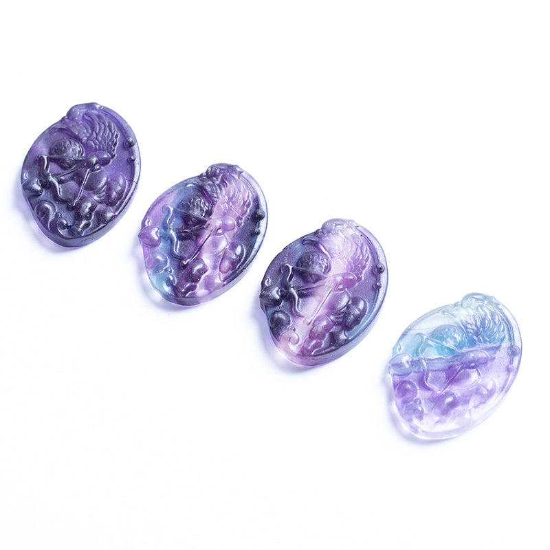 Venta al por mayor de cristal de fluorita Natural tallado, colgante de cristal de Cupido de fluorita arcoíris para regalo