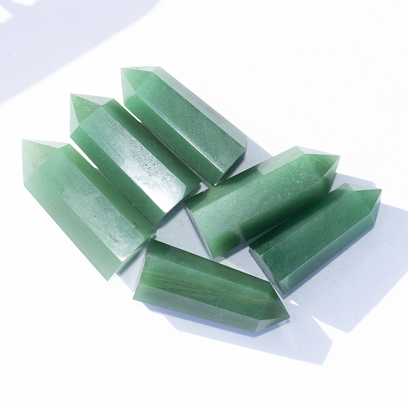 Natural crystal healing stone green feather line